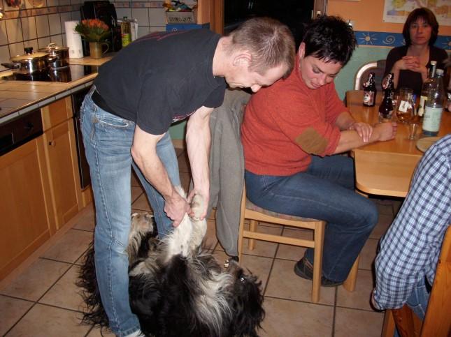 Luckys Turnstunde.jpg - Luckis Turnstunde ;-))